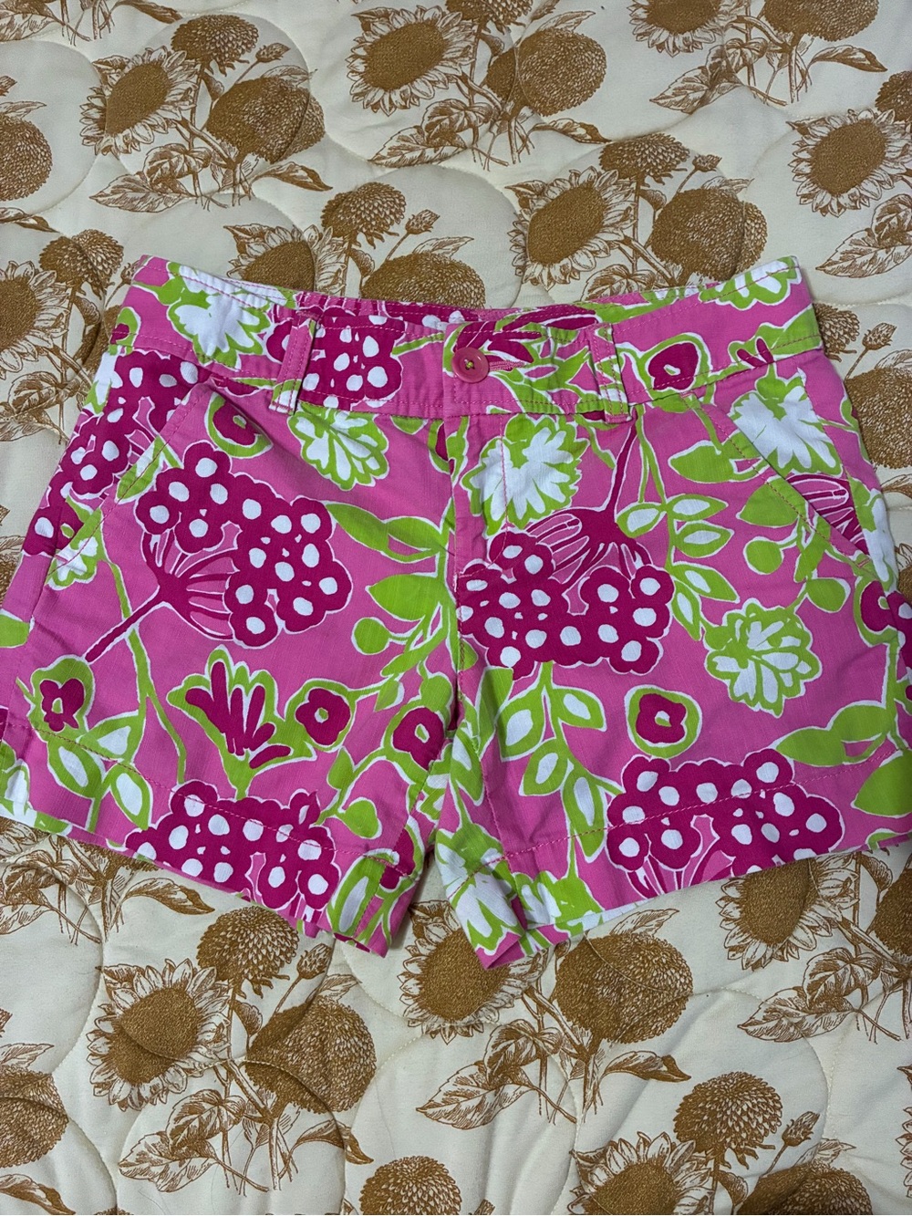 Lilly Pulitzer - size 0 shorts pink green floral